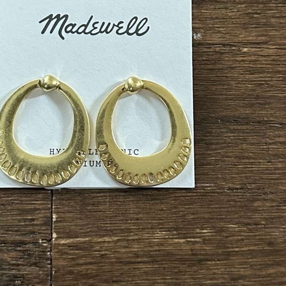 Madewell- vintage gold eyelet lace earrings-new - Picture 7 of 8